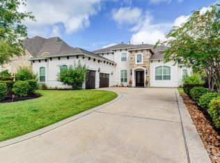19 Wooded Overlook Dr, Tomball, TX 77375