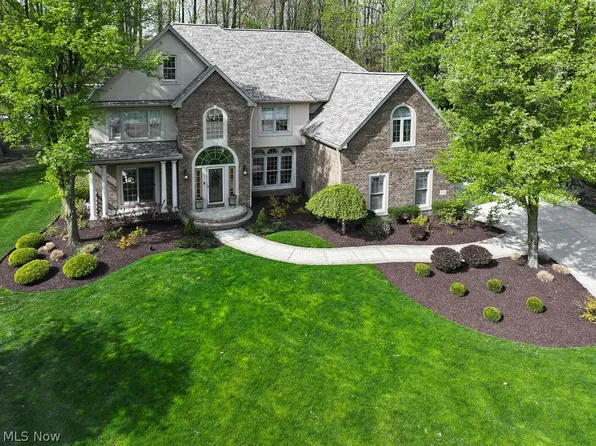 9334 Megan Ct, Mentor, OH 44060