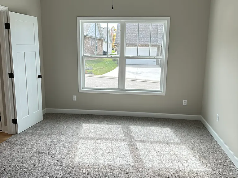1409 Brook Hill Dr — Photo 7
