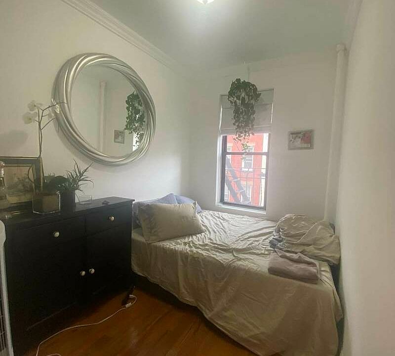 1st image of 14 Bedford St APT 12