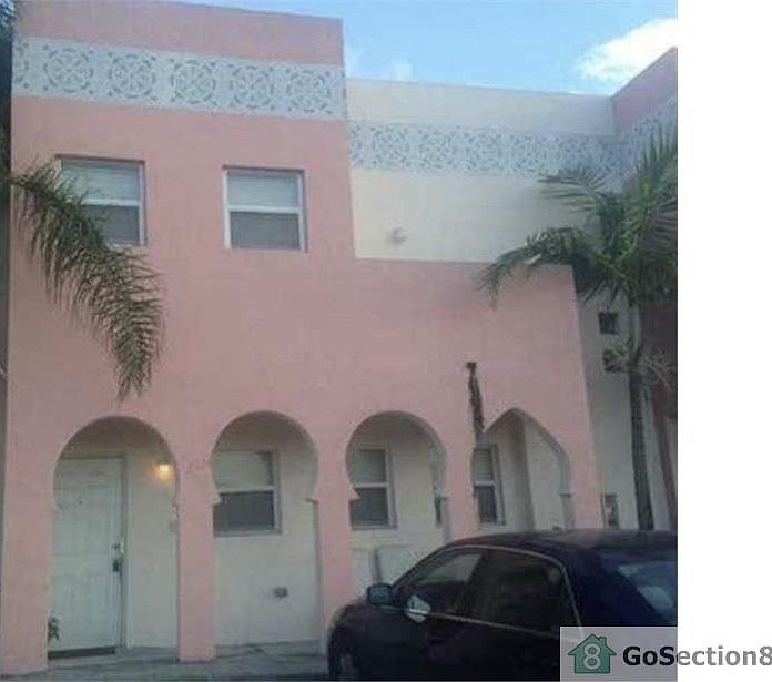 2nd image of 2776 NW 131st St