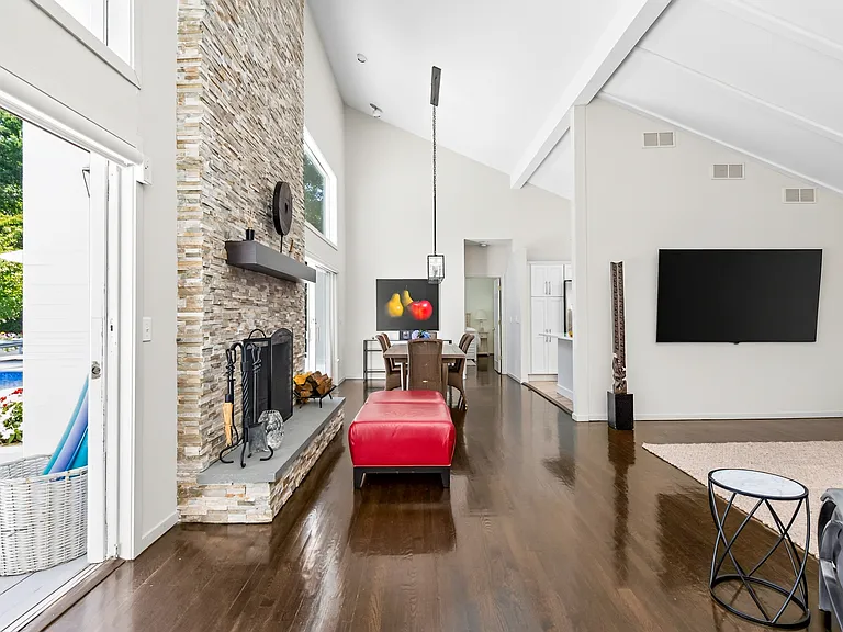 14 Rose Hill Rd — Photo 11