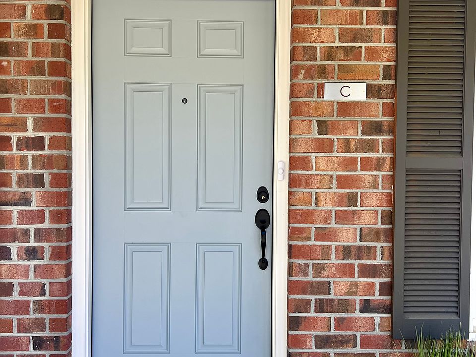 Front Door - Unit C