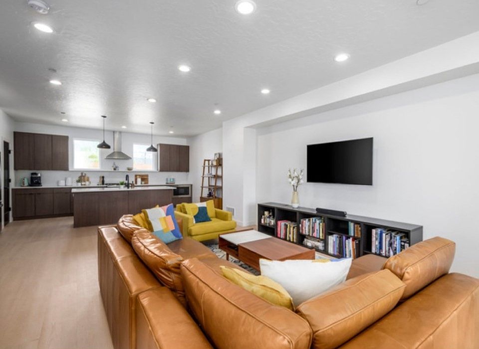 1st image of 1739 S Main St #12