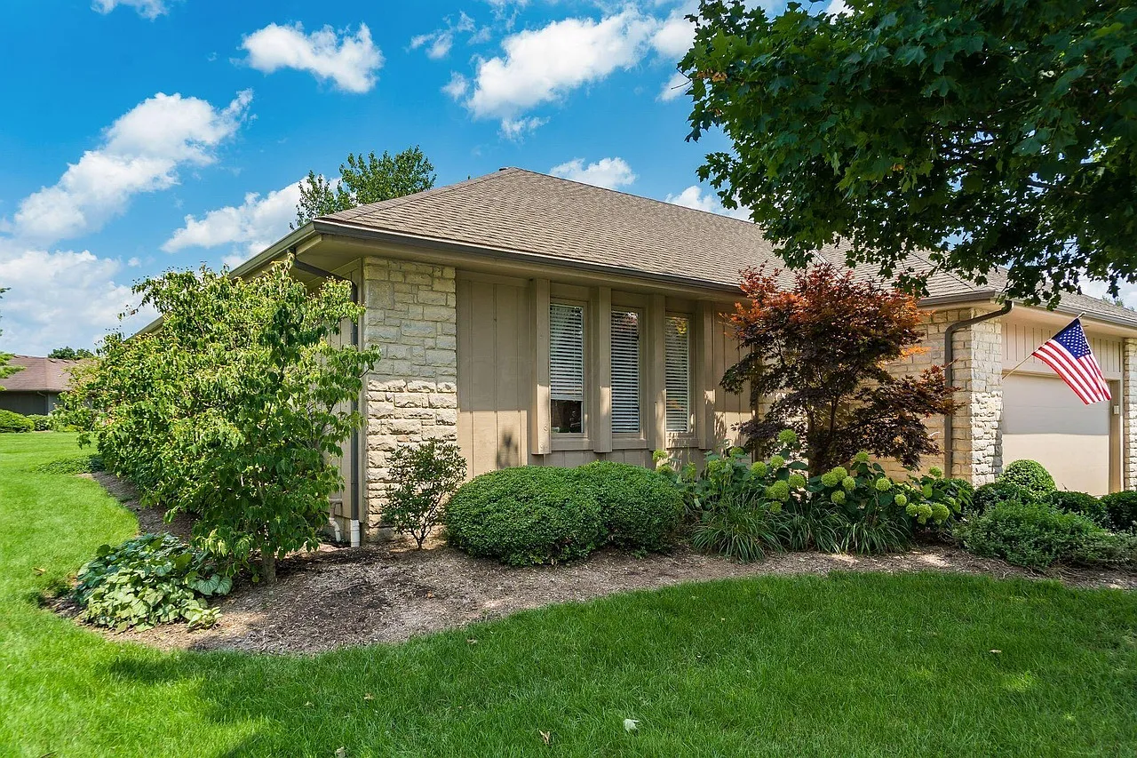 9393 Muirkirk Dr photo 1