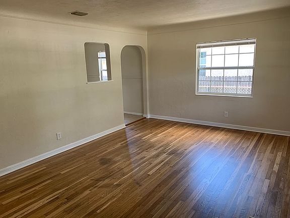 2nd image of 2130 24th Ave N