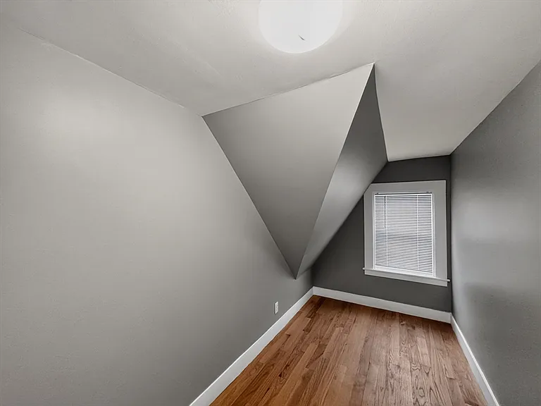 70 Holbrook Ave #R — Photo 18
