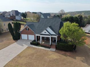 100 Colonial Cir, Cartersville, GA 30120