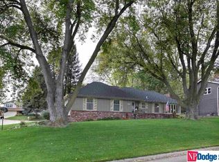 12333 Shamrock Rd, Omaha, NE 68154