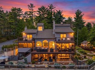 122 Tower Dr, Milford, PA 18337