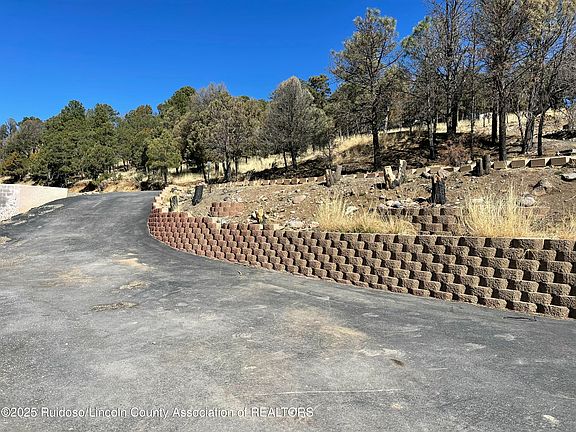 2nd image of 114 Buena Vista Dr