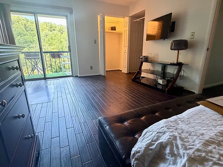 274 W Chelsea Cir — Photo 22