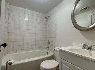 950 Center St #3, Lake Geneva, WI 53147