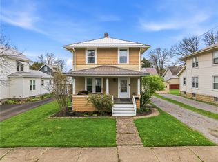 25 Lancaster Ave, Greenville, PA 16125