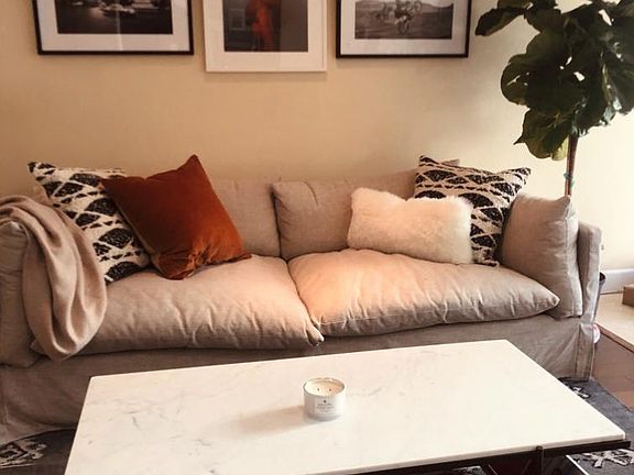 2nd image of 1115 Larrabee St APT 205