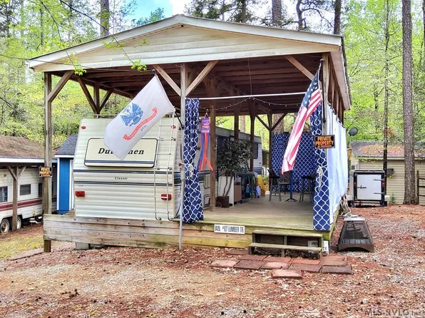 67 Lumber Trl, Bracey, VA 23919