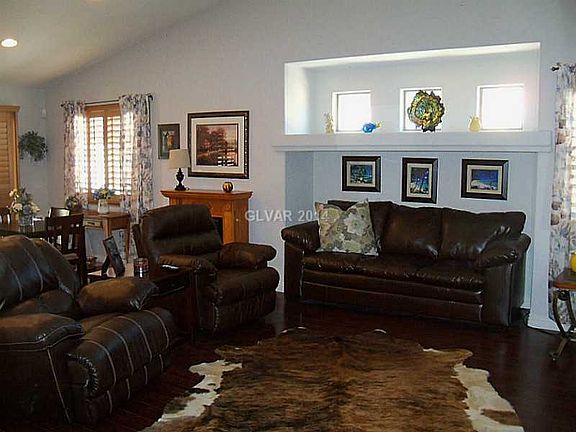 4th image of 5615 Tropic Breeze St