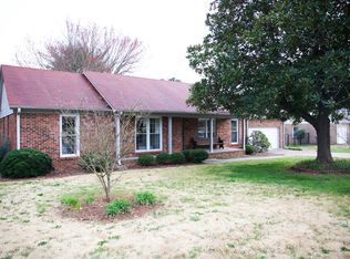 107 Meadowood Dr, Mauldin, SC 29662