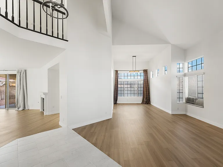 44351 Shad St — Photo 5