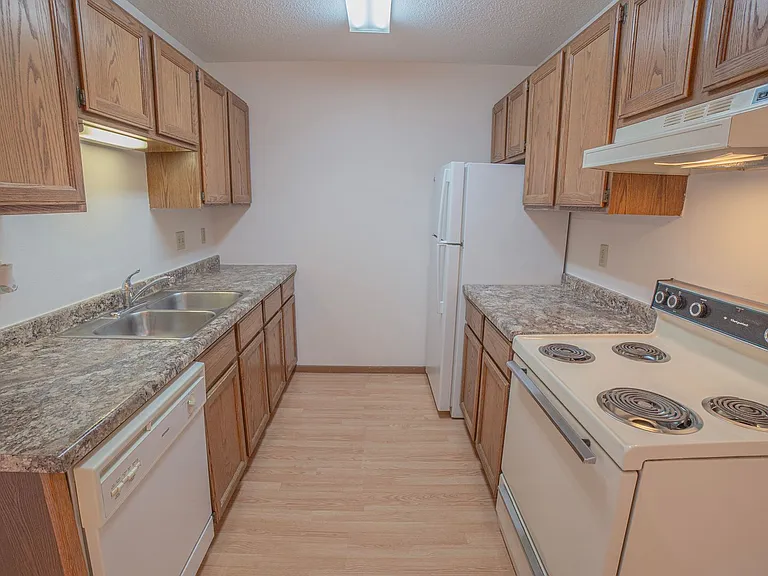 Citi Park Apartments — Photo 24