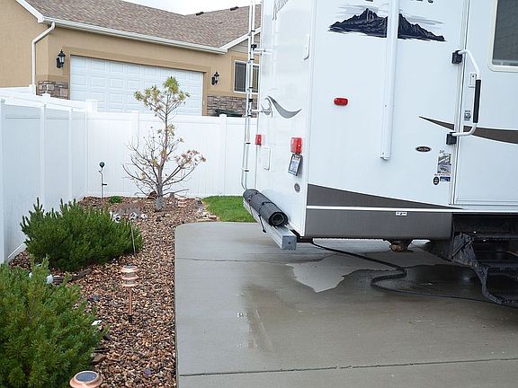 5th image of 359 W Candellaria Dr