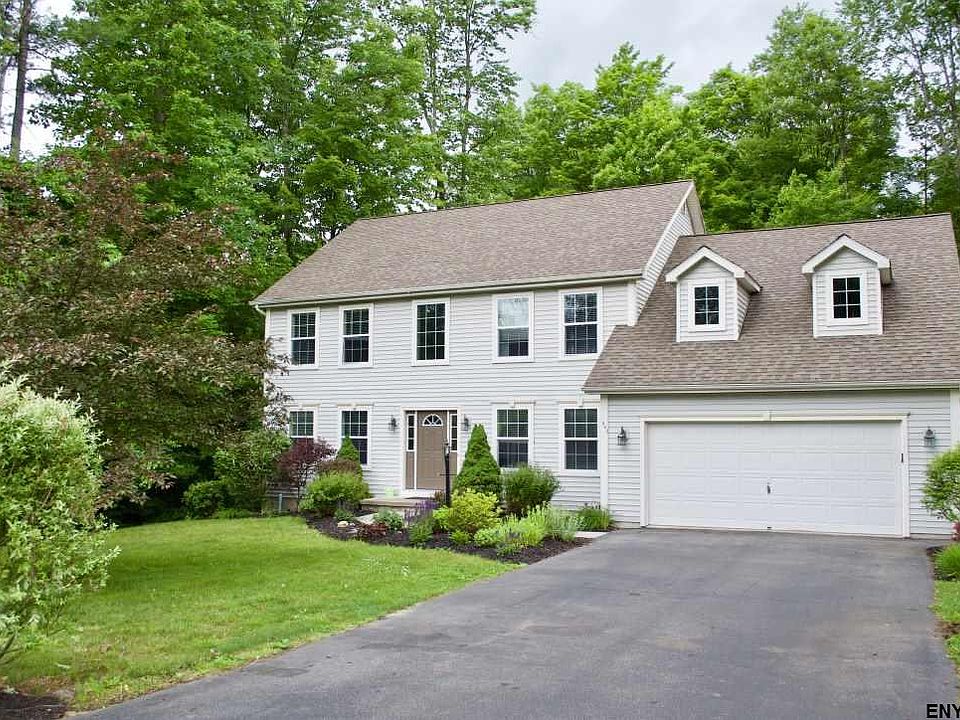 1st image of 943 Mac Arthur Dr