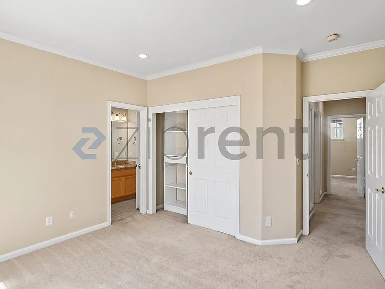5830 Chambertin Dr — Photo 27