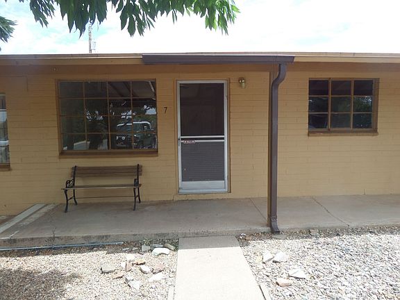 2nd image of 306 1st St Unit 7