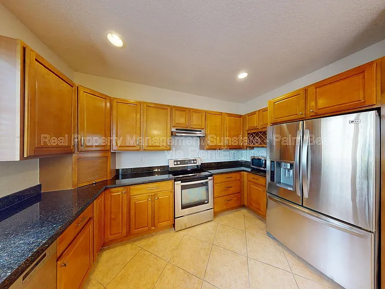 6786 Aliso Ave — Photo 11