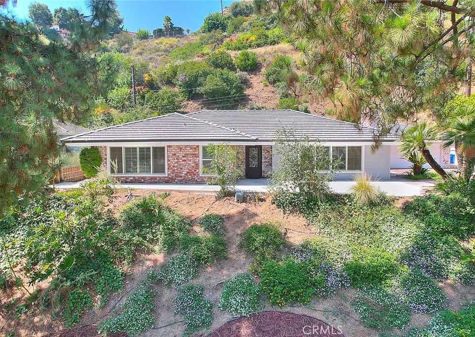 1st image of 2265 Highland Vista Dr