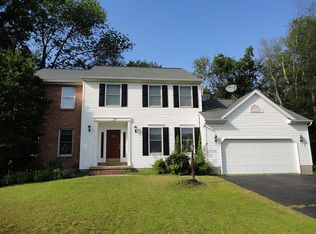 1911 Kensington Ct, Niskayuna, NY 12309