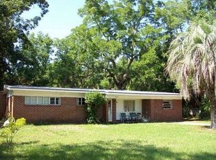 127 Yorkshire Dr, Brunswick, GA 31525