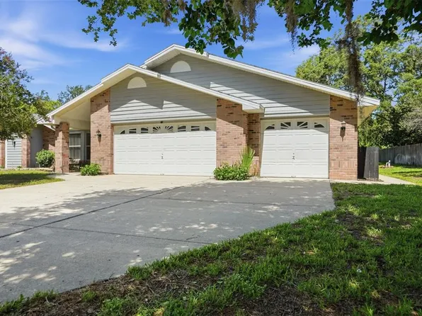 18451 Winding Oaks Blvd, Hudson, FL 34667