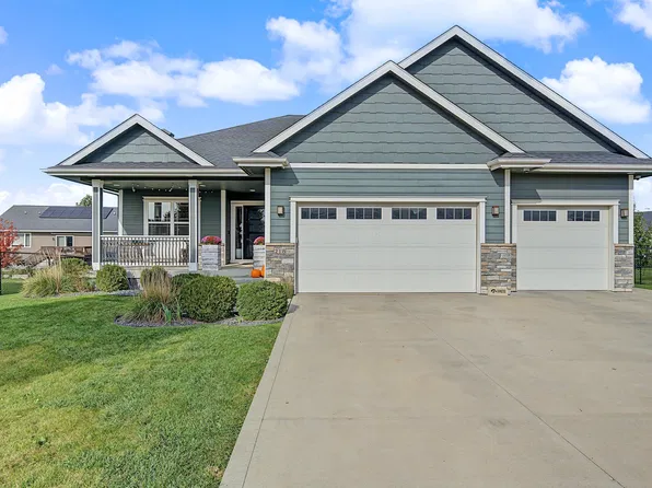 218 Tailfeather Dr NE, Bondurant, IA 50035