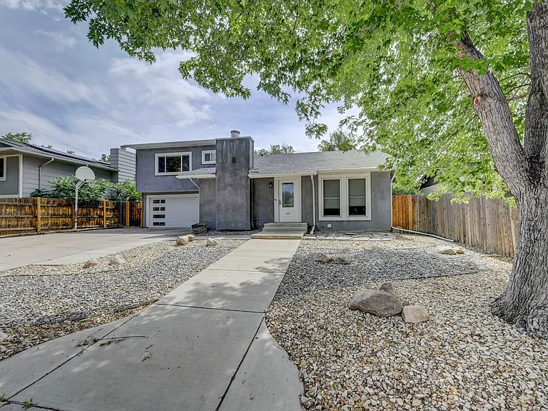 1671 Summernight Ter — Photo 3