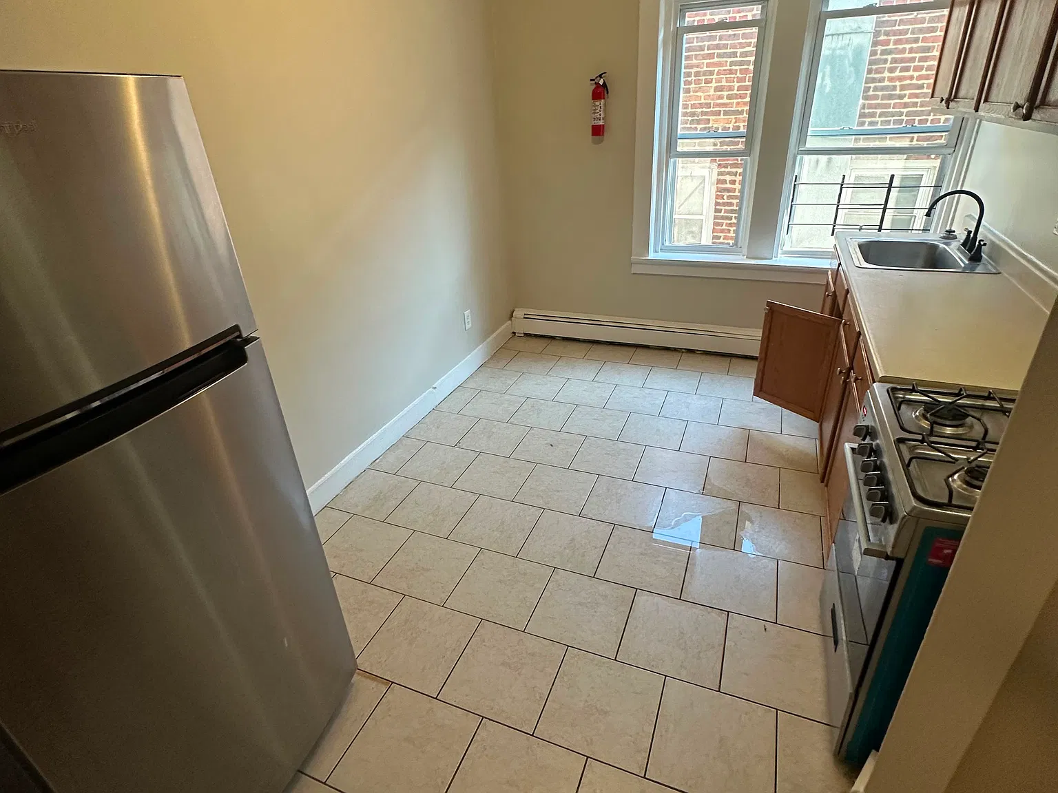 46 S Arlington Ave — Photo 1