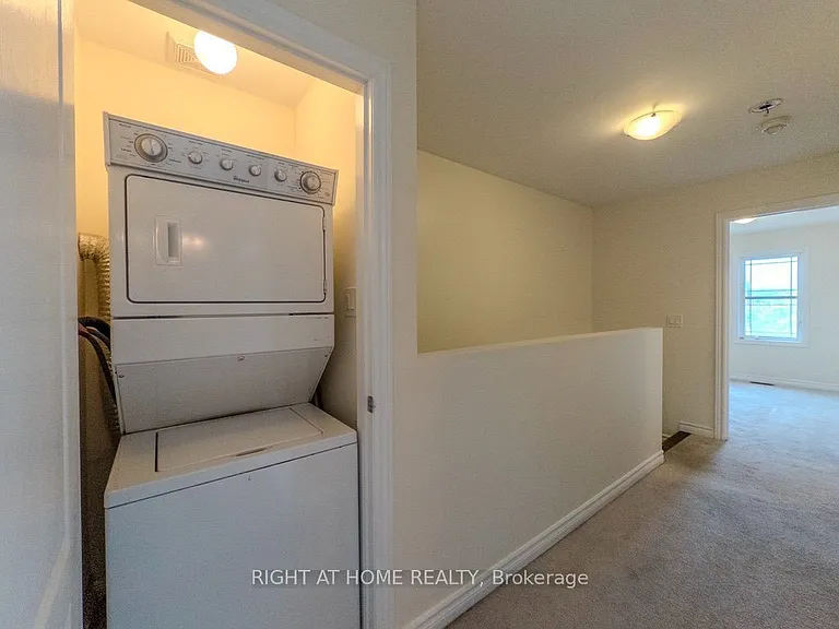 465 Mapleton Ave — Photo 12
