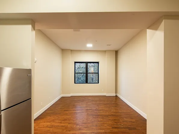 409 Ocean Avenue image 7 of 18