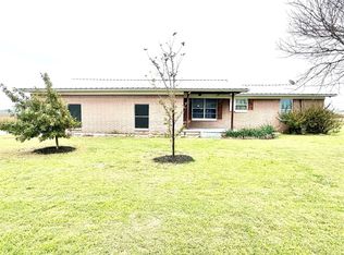 5806 V V Jones Rd, Venus, TX 76084