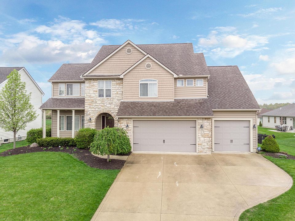 1st image of 42 Waters Edge Ln