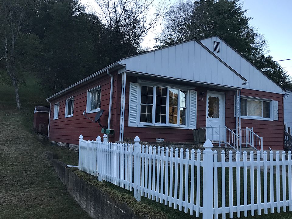 1st image of 929 River St