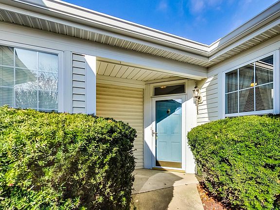 2nd image of 21132 W Cypress Ct
