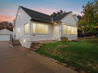245 N 114th St, Wauwatosa, WI 53226