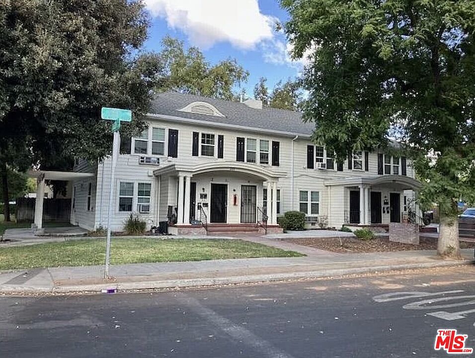 1st image of 203 Jones St