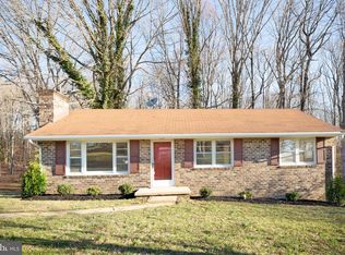 216 Anderson Dr, Fredericksburg, VA