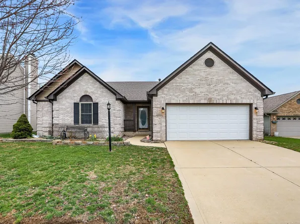 1086 Meadowview Ct, Franklin, IN 46131