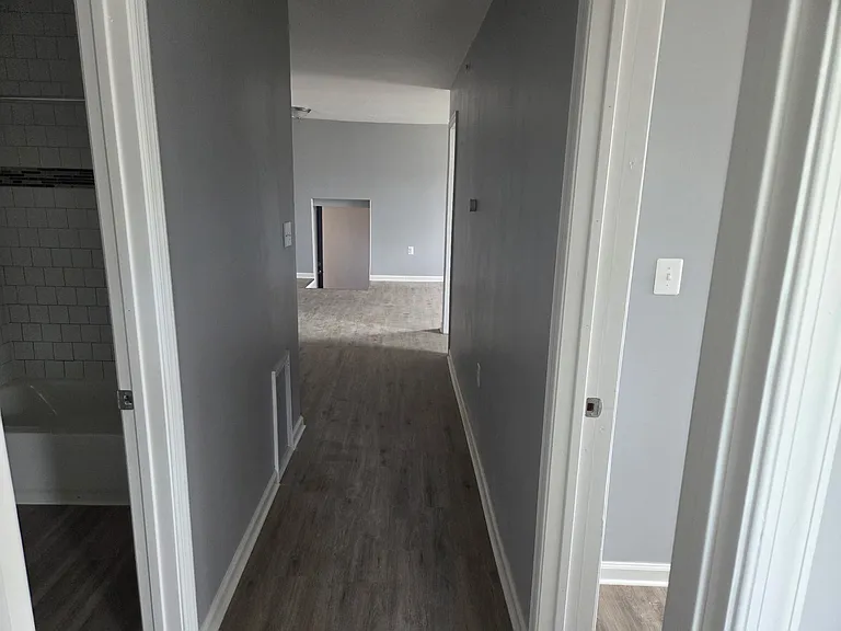 364 Lamokin St #6 — Photo 11