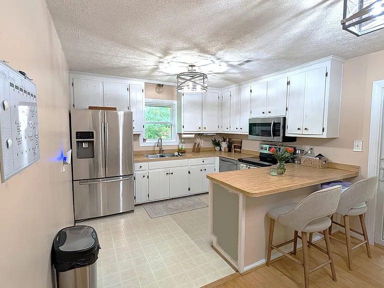 5212 Hickory Fork Rd — Photo 4