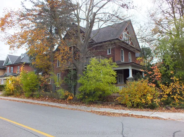 400 Downie St, Peterborough, ON K9H 4J3