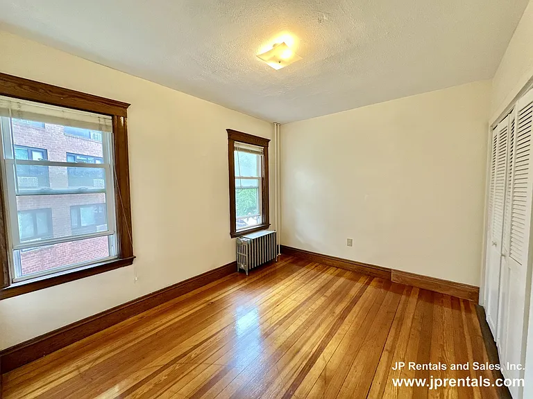 21 Child St #2 — Photo 10